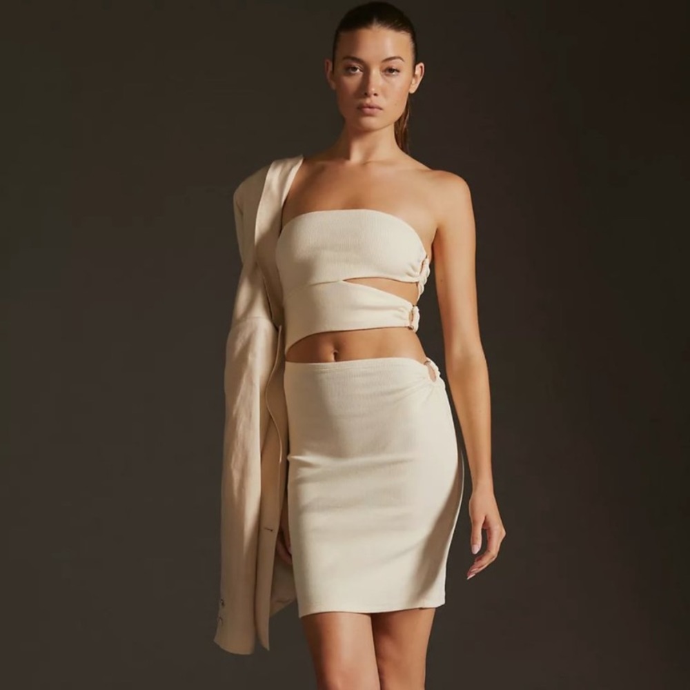 Anthropologie Bordeaux Cutout Women's Strapless Mini Dress size XS/0